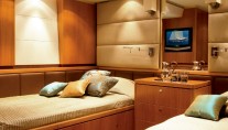 ARISTARCHOS Twin Cabin